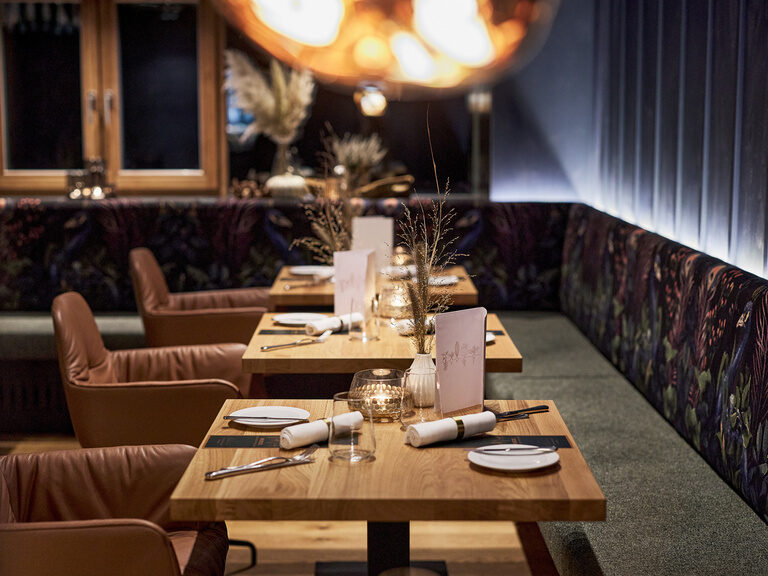 Das modern designte Restaurant Wurzel bietet vegane Köstlichkeiten